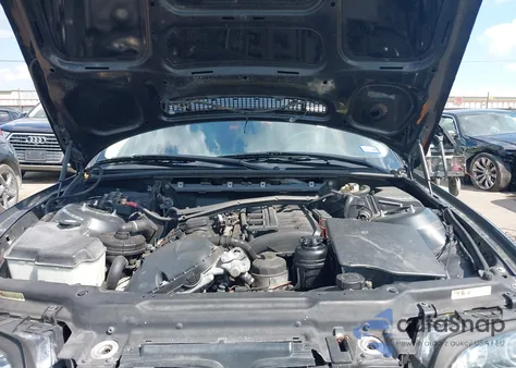 2004 BMW 325I из США, поврежденный, VIN WBAEV33434KR27072